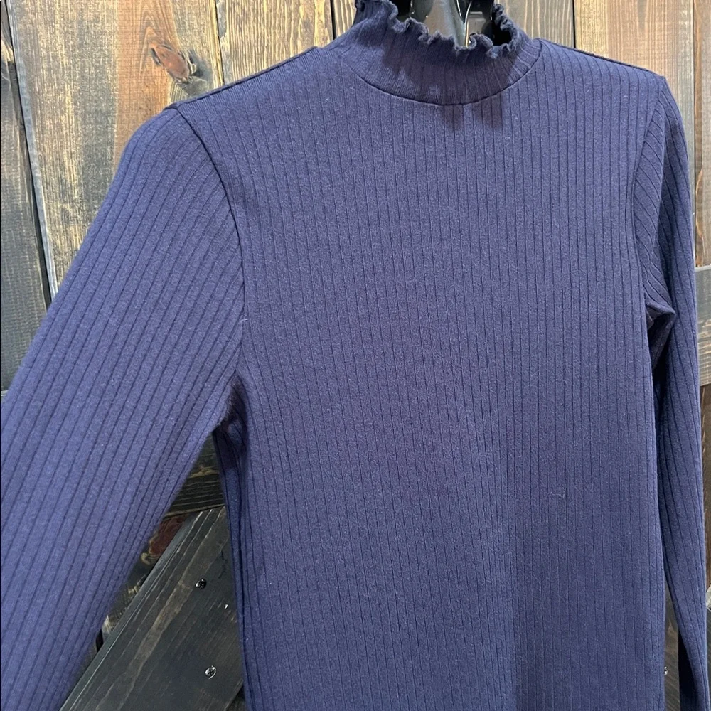 J. Crew Blue Ruffle Mock Neck Top S Ribbed Minimalist Preppy‎ Chic Capsule Basic